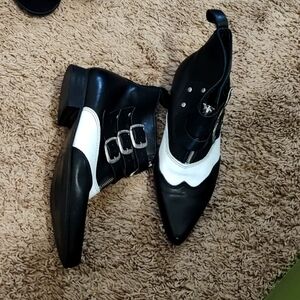 London underground vtg shoes